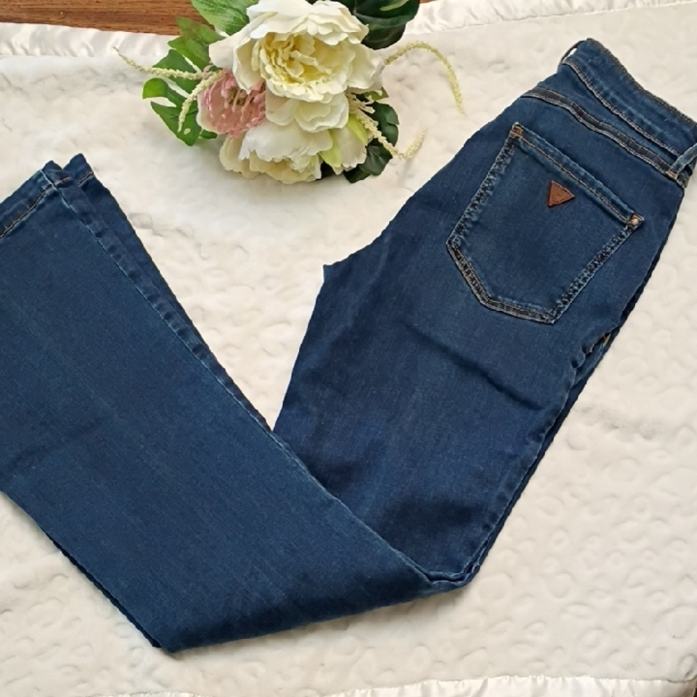 😍Guess Women's Dark Blue Flared Leg Jeans Size 30